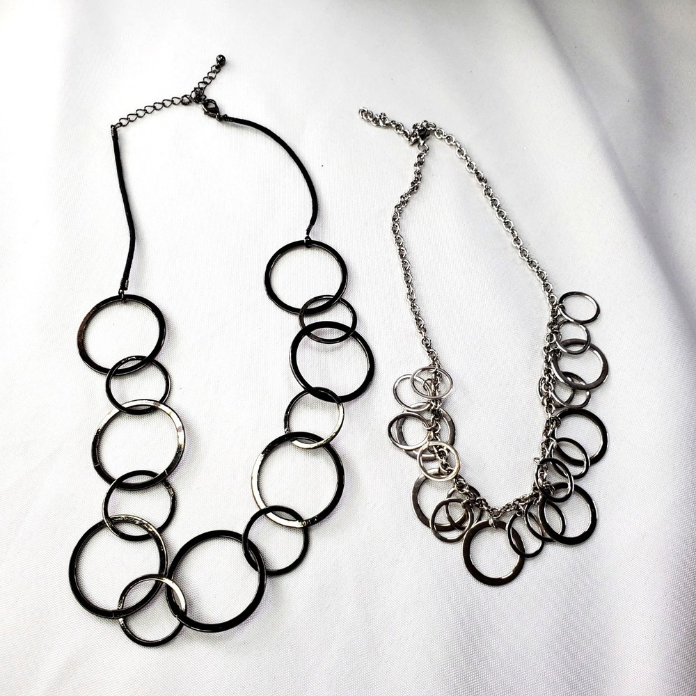 Two Statement necklaces Circles Silver and Grey - Picture 4 of 11